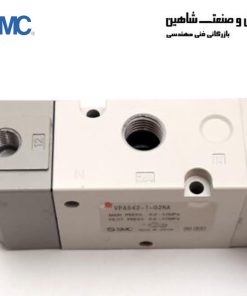 شیر سه راهه با عملکرد پیلوت هوا smc مدل VPA542-03A (شیر کنترل دستی پنوماتیک)